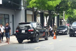 Ô tô "điên" tông liên hoàn các phương tiện ở Bình Dương 