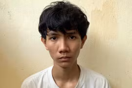 Tân sinh viên dùng clip “nhạy cảm” tống tiền nữ sinh bị khởi tố