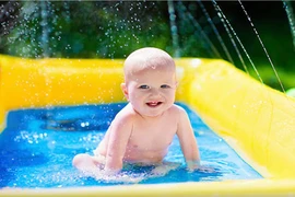 Những đồ chơi mùa hè gây nguy hiểm cho trẻ nhỏ