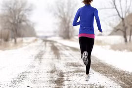 Bài tập 30 phút trong nhà hiệu quả khi trời lạnh 