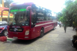 Tình cờ bắt đối tượng truy nã khi đang lái xe khách