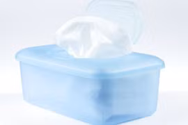 Kinh hãi tác hại của hóa chất trong giấy ướt