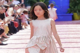 Con gái dị tật của sao “Tiếu ngạo giang hồ” đã xinh đẹp giống mẹ 