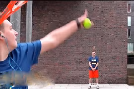 Màn biểu diễn mạo hiểm nhất trong thể thao