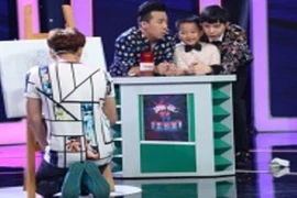 "Phục sát đất" thần đồng 7 tuổi giải toán nhanh hơn cả máy tính