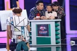 "Phục sát đất" thần đồng 7 tuổi giải toán nhanh hơn cả máy tính