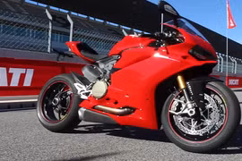 5 mô tô giá trên một tỷ đồng mới về Việt Nam