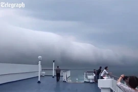 Mây cuộn khổng lồ xuất hiện trên Thái Bình Dương