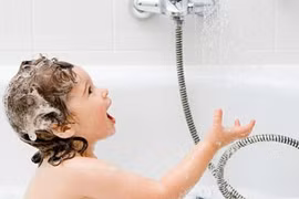 Kỹ năng thoát nguy hiểm khi tắm vào mùa đông