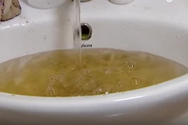 Lo nơm nớp nước bẩn ở đô thị