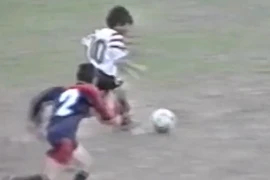 Chiêm ngưỡng bàn thắng chưa từng được công bố của Messi