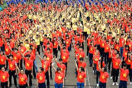 Nghe lại 2 ca khúc hào hùng về Cách mạng tháng Tám 