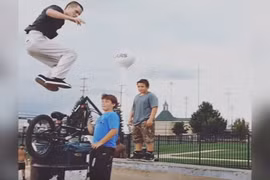 Những màn biểu diễn tuyệt đỉnh gây kích thích nhất (2)