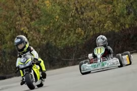 Ngỡ ngàng trước màn biểu diễn của hai tay đua nhí