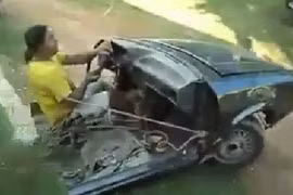 "Siêu xe mui trần” tự chế độc đáo chưa từng thấy