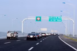 Trải nghiệm hiếm có trên đường cao tốc Hà Nội - Hải Phòng
