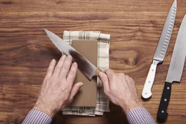 Bí kíp mài dao sắc đơn giản đến không ngờ