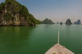 Vòng quanh các địa danh du lịch châu Á chỉ trong 2 phút