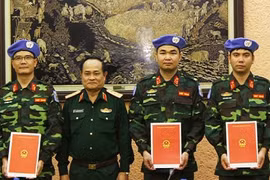 3 sĩ quan Việt Nam sang Trung Phi làm nhiệm vụ 