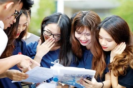 Điểm chuẩn trường top giữa khó tăng cao