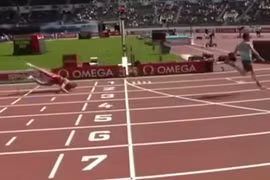 Sự cố hài hước trong cuộc thi chạy