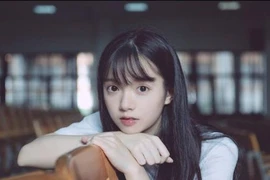 Nữ sinh với vẻ đẹp trong veo khiến mùa hè cũng trở nên dịu mát