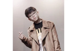 Tác giả ‘Cùng anh’ gây sốt: người trẻ cũng có thể 'mặn'