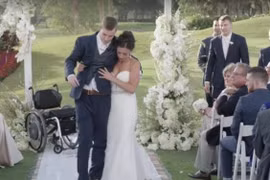 Cô gái dành 7 năm thanh xuân giúp người yêu hồi phục sau tai nạn