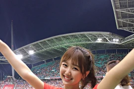 Quá xinh đẹp và nóng bỏng, nữ sinh gây sốt ở World Cup