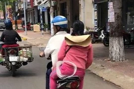 Lan truyền trên mạng xã hội clip tố bố và chị dâu vào nhà nghỉ