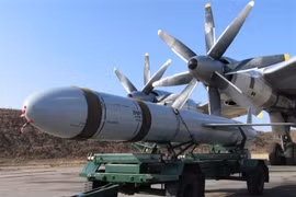 Khiếp vía độ chính xác tên lửa Nga bắn xa 4.500km