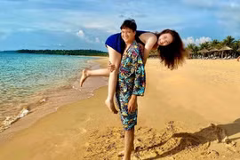 Phát ghen khoảnh khắc hạnh phúc của Đan Lê - Khải Anh