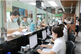 Ngày đầu Bệnh viện Bạch Mai khám đến 21h: Bệnh nhân thong thả