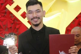 Hà Hiền lên tiếng về tin mua giải ở Cánh diều 2016