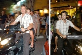 Netizen xôn xao ảnh Angelina Jolie - Brad Pitt ở TP.HCM 14 năm trước