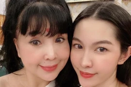 Con dâu của NSND Lan Hương nhan sắc cực phẩm dù đã ba con