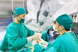 Nối thành công bàn tay đứt rời cho nữ bệnh nhân 54 tuổi