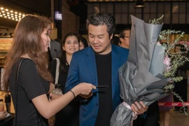 Thanh Bùi xuất hiện trong diện mạo già nua khó nhận ra