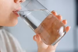 Uống quá nhiều nước có thể gây hại, đọc ngay để tránh