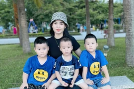 9X Thanh Hóa nuôi cháu trai 4 tuổi của chồng, chăm sóc như con 