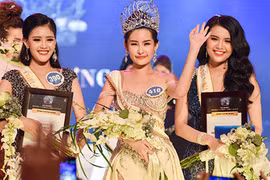 Á hậu 2 lên tiếng về đề nghị tước vương miện Hoa hậu Đại dương