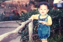 Ảnh thơ ấu siêu đáng yêu của quán quân Đức Phúc