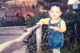 Ảnh thơ ấu siêu đáng yêu của quán quân Đức Phúc