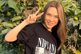 Nhan sắc "lão hóa ngược" của Mỹ Tâm ở tuổi 41