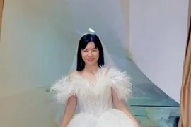 Cát Phượng mặc váy cưới: "Sẽ là cô dâu trong veo nhất"