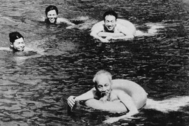 Lời Bác dặn về đề án 6.500 tỷ “vực” thể lực người Việt