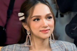 Hương Giang Idol làm huấn luyện viên The Voice Kids bất chấp tranh cãi