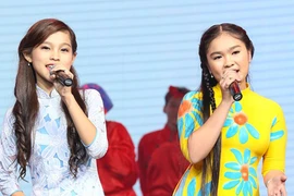 Cô bé nhà nghèo The Voice Kids "lột xác" gây bất ngờ
