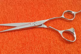 Mâu thuẫn trong lễ hội, người đàn ông bị đâm tử vong