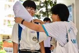 “Điểm chuẩn vào lớp 10 Hà Nội có thể tăng nhẹ“